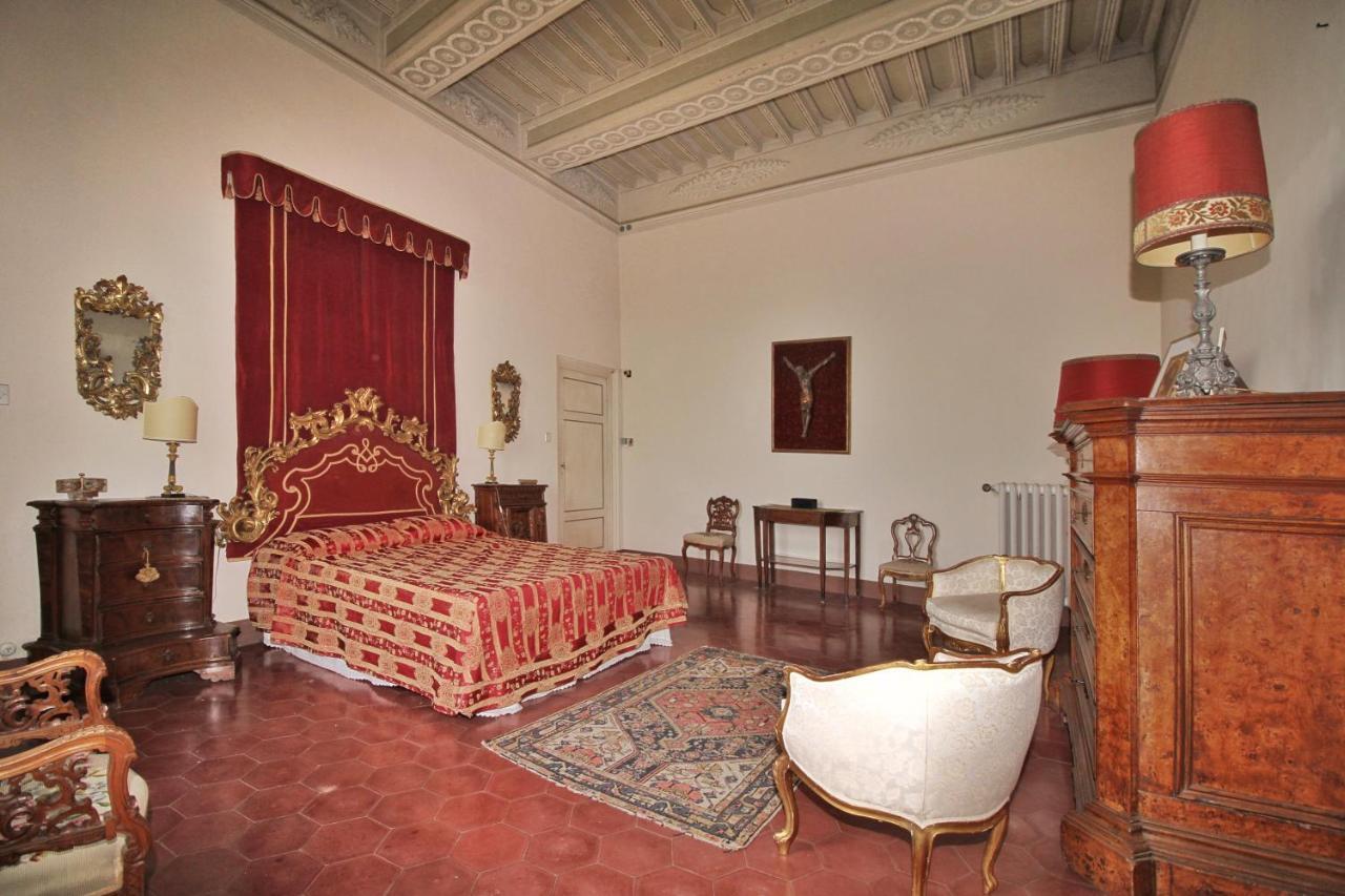 مبيت وإفطار Castello Di Sovicille - Residenza D'Epoca المظهر الخارجي الصورة