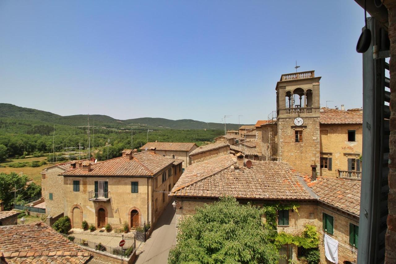 مبيت وإفطار Castello Di Sovicille - Residenza D'Epoca المظهر الخارجي الصورة