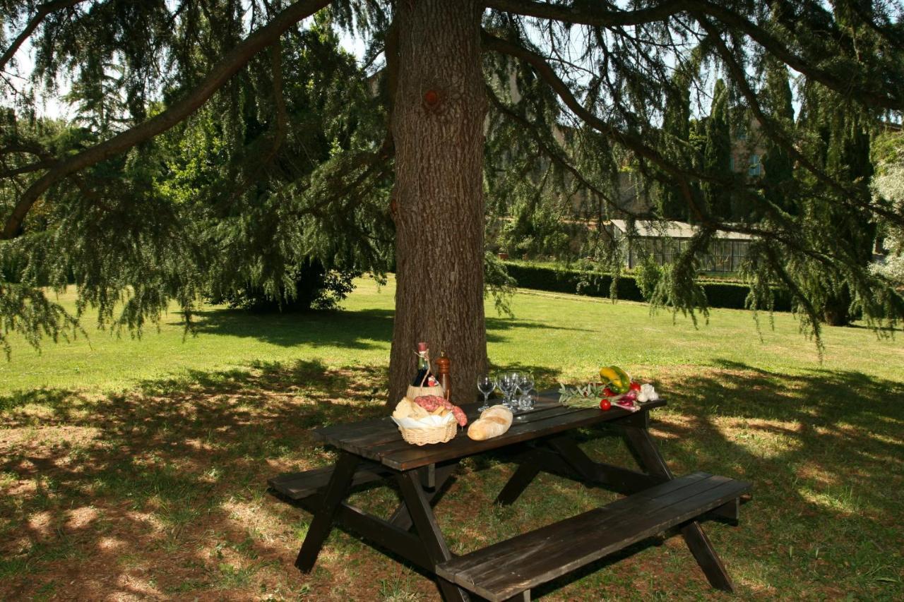مبيت وإفطار Castello Di Sovicille - Residenza D'Epoca المظهر الخارجي الصورة