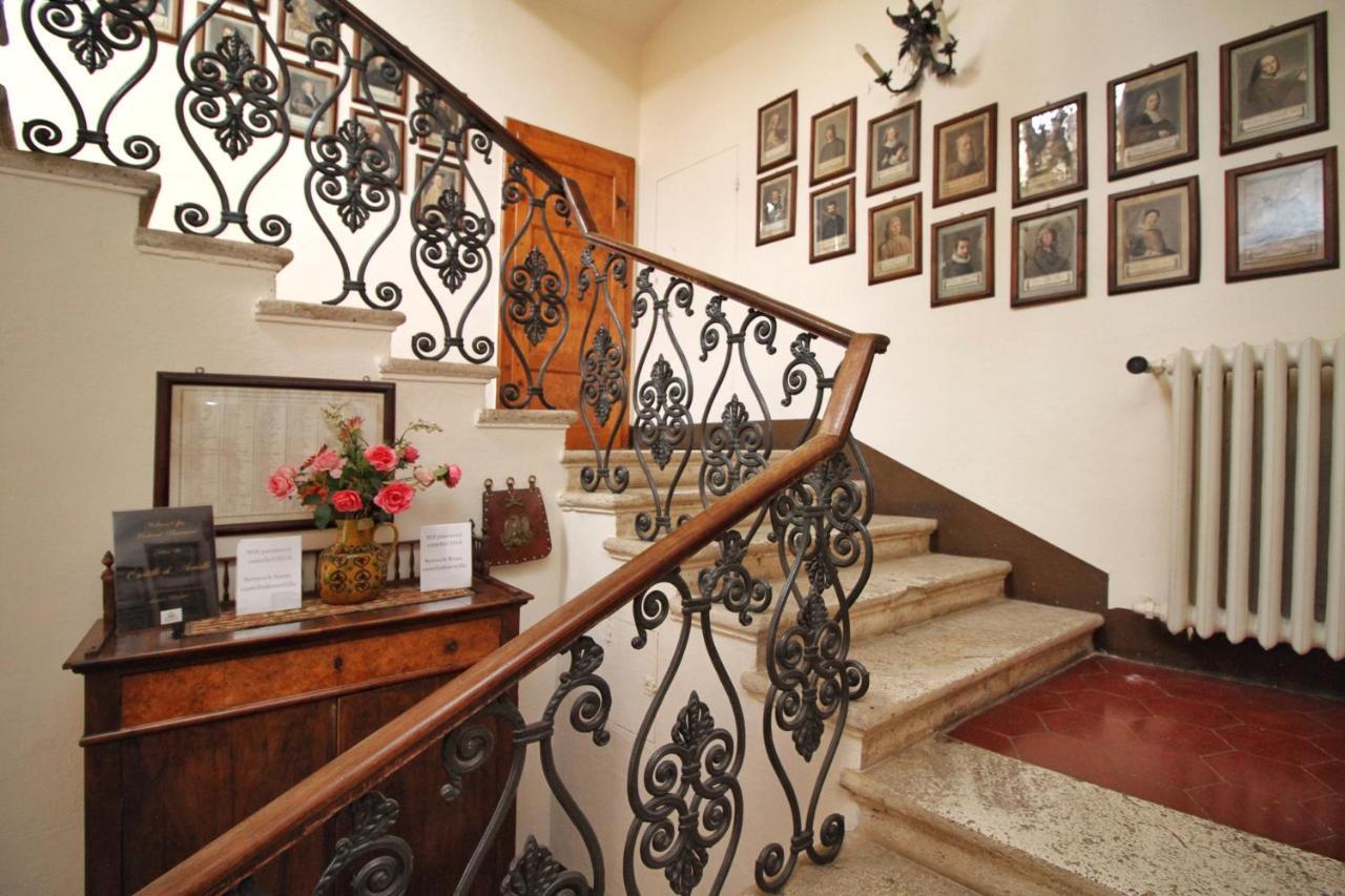 مبيت وإفطار Castello Di Sovicille - Residenza D'Epoca المظهر الخارجي الصورة