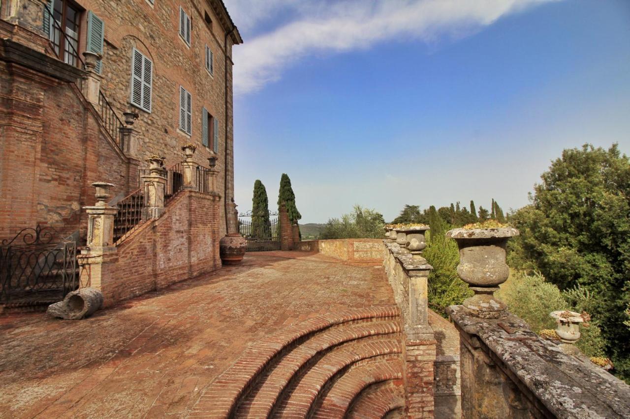 مبيت وإفطار Castello Di Sovicille - Residenza D'Epoca المظهر الخارجي الصورة
