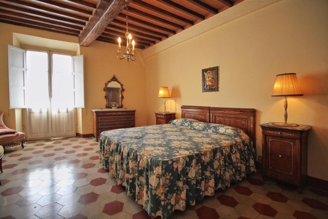 مبيت وإفطار Castello Di Sovicille - Residenza D'Epoca المظهر الخارجي الصورة