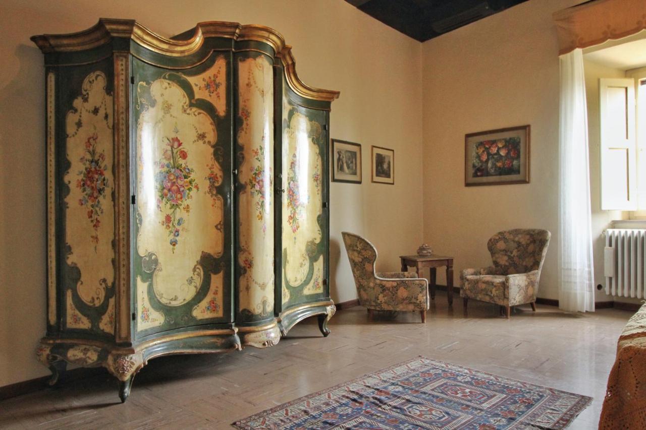 مبيت وإفطار Castello Di Sovicille - Residenza D'Epoca المظهر الخارجي الصورة
